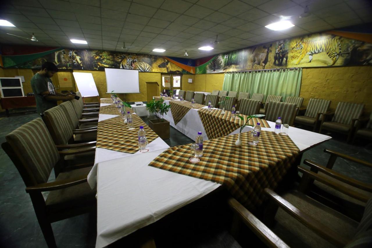 Mpt White Tiger Forest Lodge Tala  ภายนอก รูปภาพ