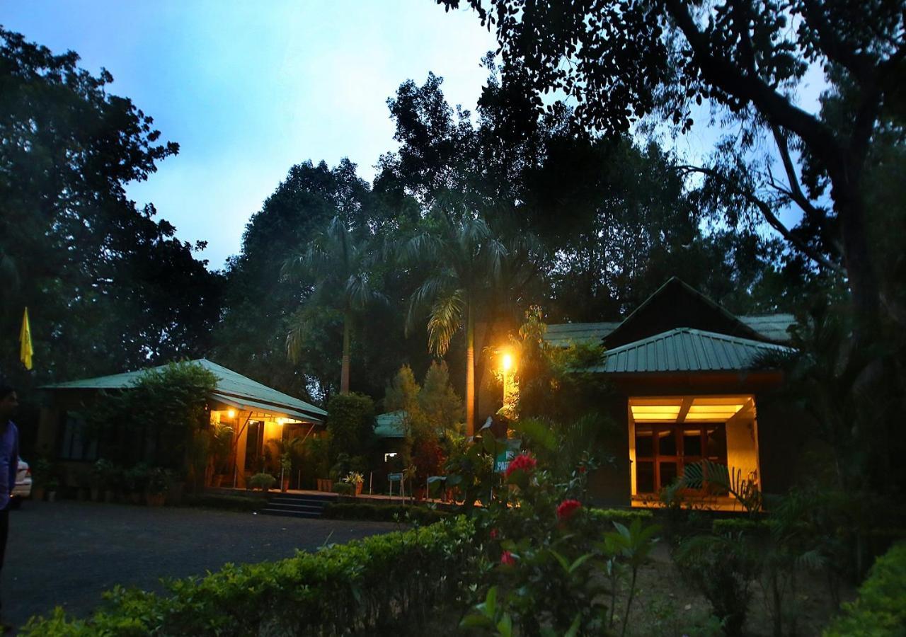 Mpt White Tiger Forest Lodge Tala  ภายนอก รูปภาพ