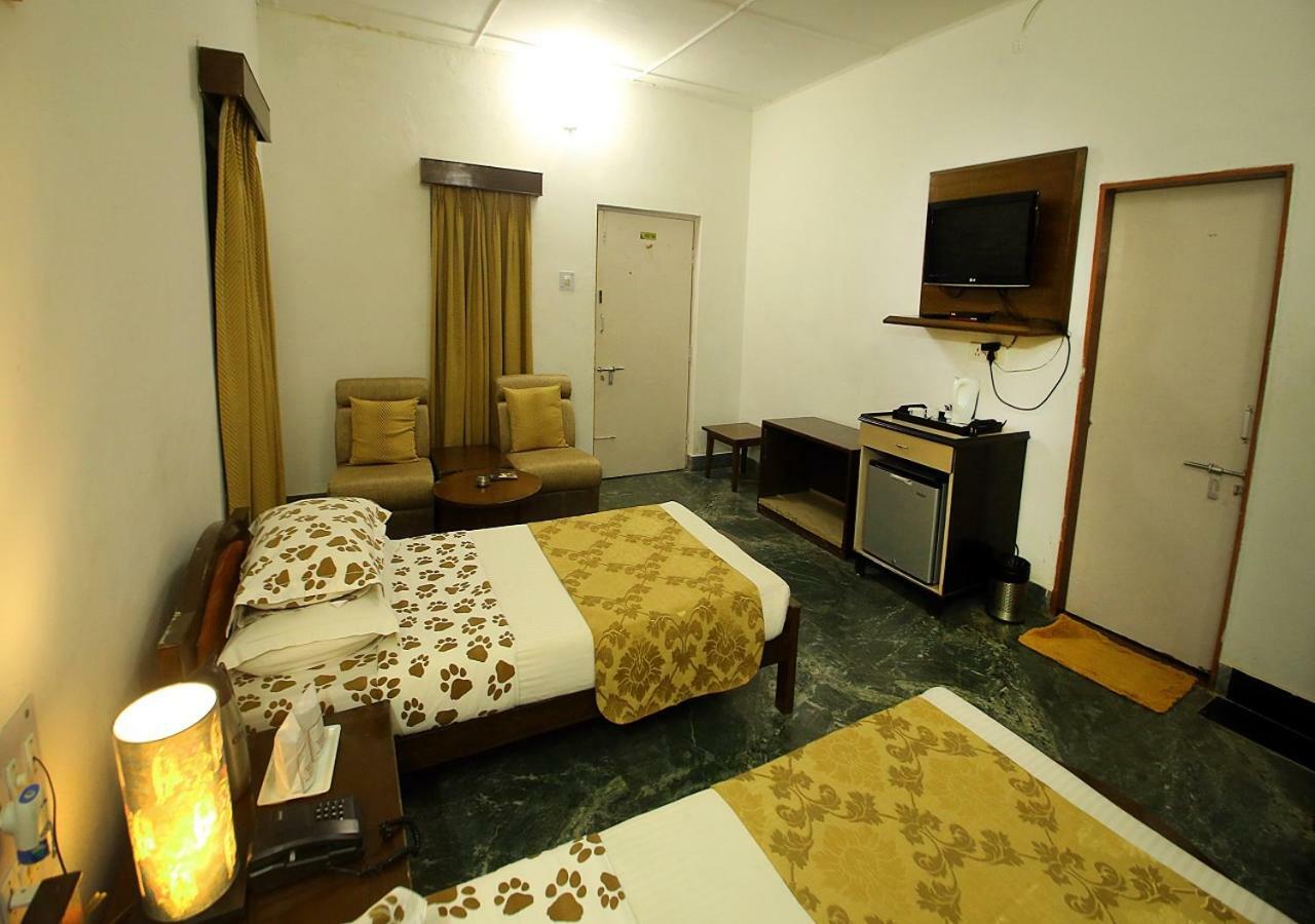 Mpt White Tiger Forest Lodge Tala  ภายนอก รูปภาพ