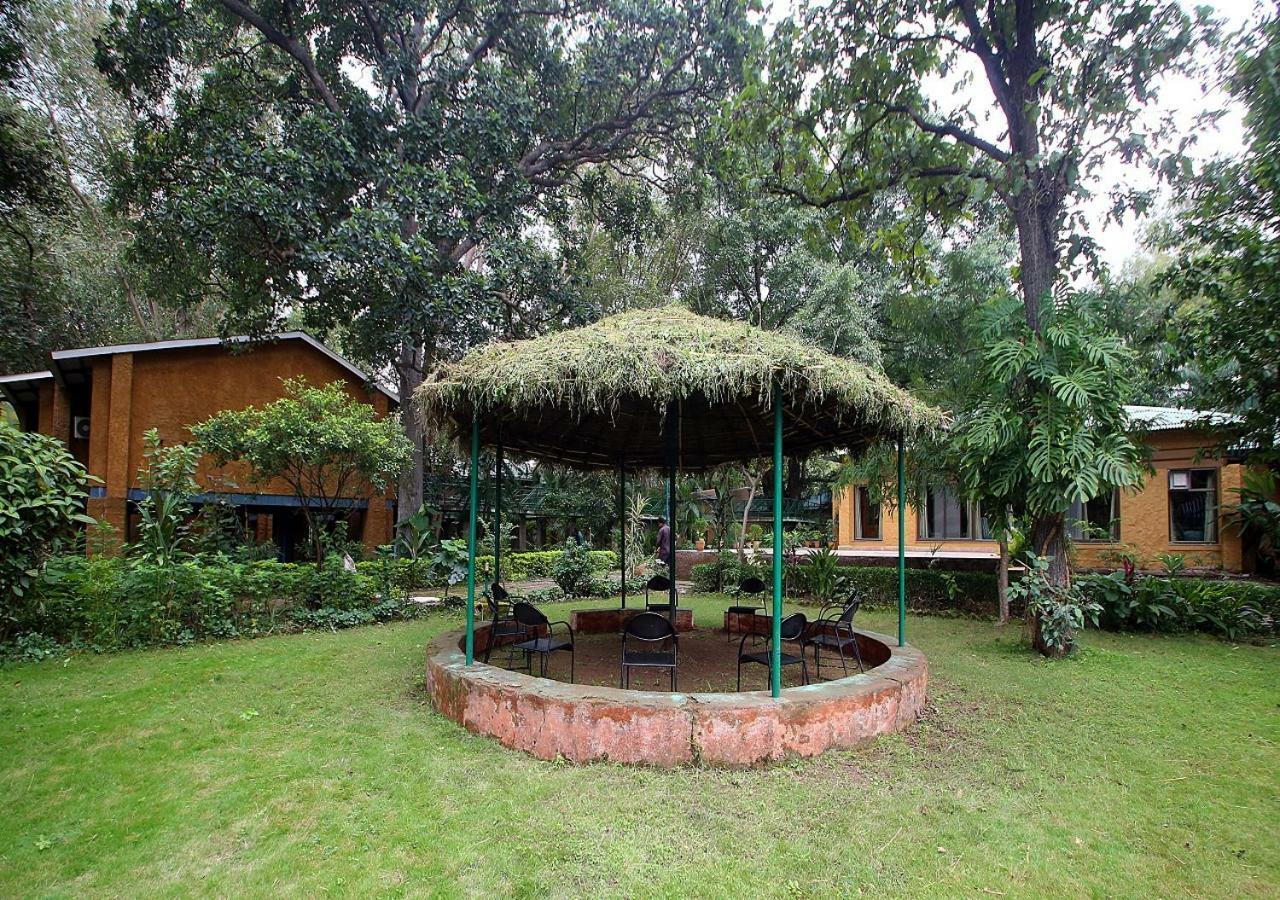 Mpt White Tiger Forest Lodge Tala  ภายนอก รูปภาพ